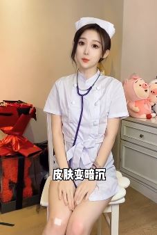 小姐姐「董萌萌」穿护士装谈"不找男朋友的坏处" ,容易上火长痘痘做事没状态!