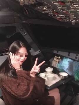 女网红被邀进驾驶舱事件，机长终身停飞
