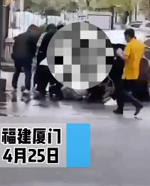 厦门一特斯拉与电动车相撞致4人受伤