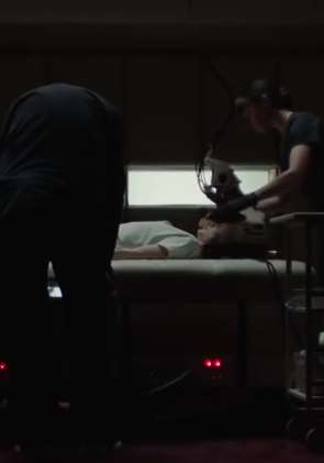 科幻惊悚片《占有者》预告，一部不容错过的口碑佳作！