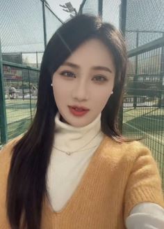 甜美女主播「Baby颖颖」日常搞笑:生活不如意请不要抱怨,可以抱我!