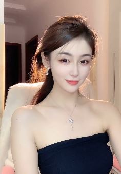 天生丽质小姐姐穿抹胸装性感迷人 网友:美的无法形容!