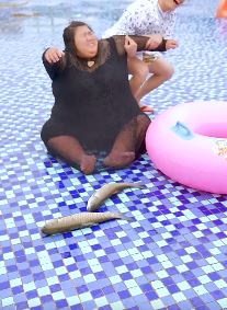 快手网红鬼哥搞笑段子：有这样的微胖女朋友，你们几点回家？网友：四海为家！