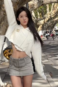 可爱小姐姐「乔儿」分享街头游玩vlog 网友:好喜欢爱上了