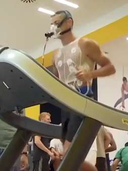 C罗感染新冠肺炎将缺席下轮国家队比赛