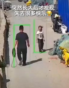 破防一瞬间，那些想笑却又辛酸的感觉！