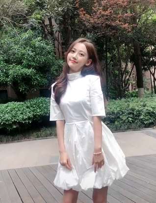 会跳舞的美少女,抖音号《31156157》,喜欢加关注!