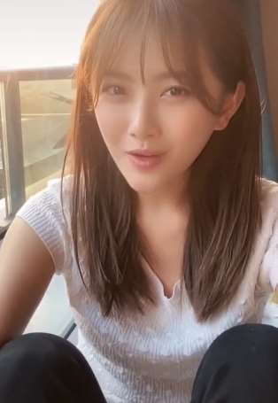 小姐姐歌唱的真好听，来听听吧！