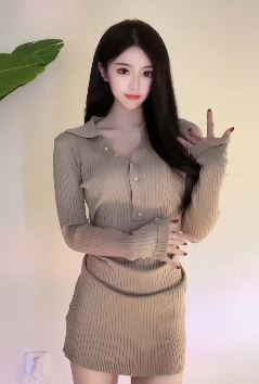 辣妹「瑶萌萌」说:不喜欢她的扣眼珠子,你敢说不喜欢吗?
