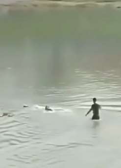 甘肃一男孩不慎掉河 值班120司机与保安迅速营救