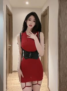 漂亮小姐姐「稚昂张」分享红色系性感穿搭  网友:气质美貌集于一身