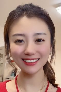 古灵精怪的小姐姐「小幸运」长得真精致,网友:抖音最漂亮的小姐姐!