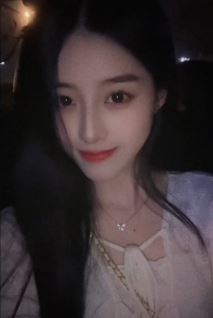 福州小姐姐「西一熬小粥」分享夜晚随拍 网友:得上金山买套房