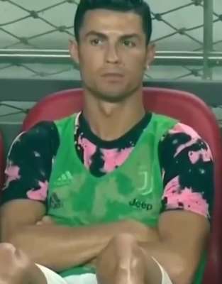 C罗社交平台遭韩球迷围攻，只因上场未满45分钟，你怎么看？