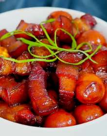 肥而不腻的鹌鹑蛋红烧肉，好吃到连汤汁都不放过！