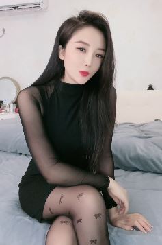 性感美女「玲儿Baby」谈男女那些事,当寂寞遇上孤独都是合作愉快!