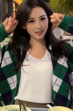 治愈系小姐姐「思思」天生丽质  网友：美得不可方物！