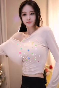 看极品美女直播热舞 品无数网友下方留言!