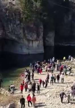 济南一处小景点网络走红，当地人叫石棚湾被誉为"小桂林"