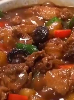 家常黄焖鸡做法 好吃到连汤汁都不剩