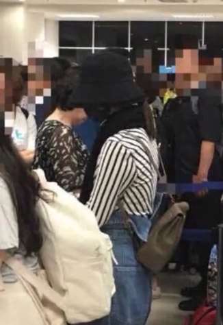 网友偶遇赵丽颖，大热天伪装严实