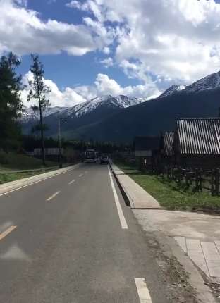 豆豆带你去旅行，欣赏下美丽的新疆风景！