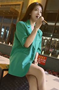 漂亮小姐姐「爱唱歌的琳妹」翻唱歌曲《用余生忘记你》，怪时间易老去走的太匆忙但愿再见到你别来无恙！