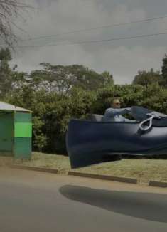 不开车的潇洒，开「皮鞋」上班的男人