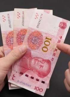 怕收到假钞！学会5个辨别钞票真假方法，假钞一眼辨别，长见识了