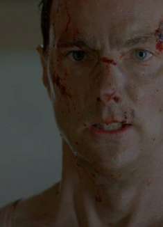 办公室摸鱼人变身硬汉，上演公司版逃出生天