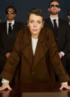 典型英式幽默，插手「皇家事务」的松饼