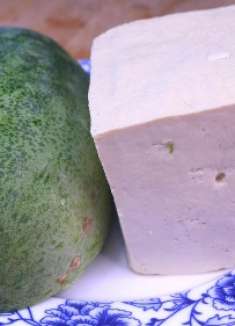 天热多吃冬瓜，搭配1块豆腐，比大鱼大肉好吃，出锅拿肉都不换