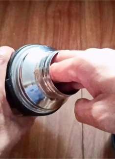 保温杯太深难清洗，教你简单妙招，细菌水渍轻松去除干净，快学学