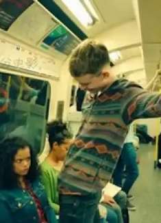 作恶的男人最终受到惩罚