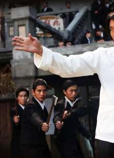 原来元秋真没说谎！成龙洪金宝都得叫她师姐，难怪敢片场揍周星驰