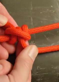 一生受用的打结方法，而且越拉越紧，很容易解开