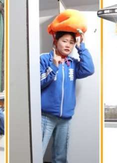 不同星球的学生来学校上课的方式，小鱼的交通竟是马桶，太逗了