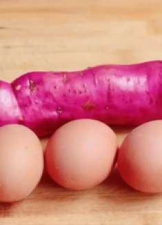 红薯加3个鸡蛋，教你新吃法，不蒸不煮，口感味道层次丰富，解馋