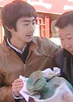 男人捡漏一件宋代瓷瓶差点乐疯了