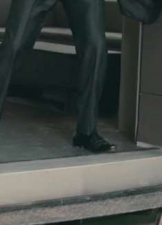 憨豆特工：看似普普通通的伞，竟是个榴弹，急死憨豆了！