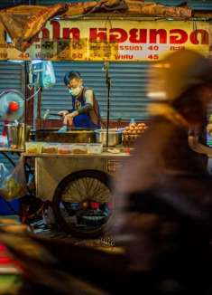 沉醉曼谷日夜，潮湿的心灵治愈之旅