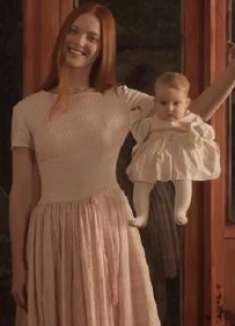 小伙一出生就是透明人，正好见到一个盲人女孩