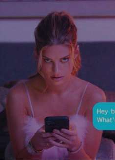 人间真实搞笑短片，女友也太爱胡思乱想了！