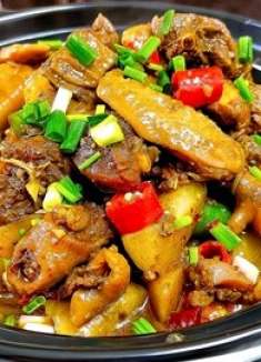 家常烧土鸡的做法，鲜嫩多汁，鸡肉不腥不柴，每次一大盘不够吃