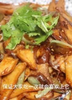 杏鲍菇怎么炒最好吃？教你一招，干香入味，越嚼越香，孩子超爱吃