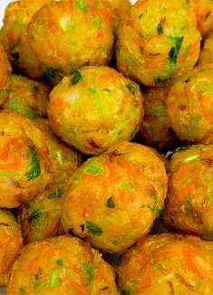 炸萝卜丸子，切记别再放面粉和淀粉了，教你一招，外酥里软不吸油