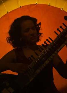 九次格莱美奖提名人「以她的名义」