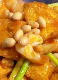 鸡蛋做豆腐、今天分享翻车版“虾仁手工自制豆腐、味道还是不错的