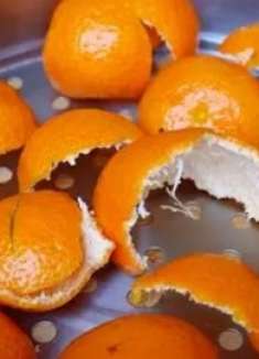 橘子皮一定要留下，放锅里蒸一蒸真厉害，特别“值钱”，抓紧试试