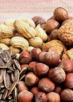 瓜子吃多了等于直接“喝油”？瓜子再好吃，每天也别超过这个量